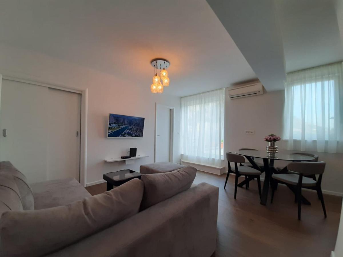 奥米什Penthouse Maremonte公寓 外观 照片